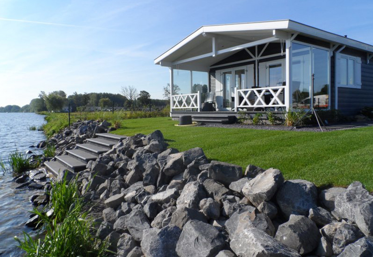 horizon Meerdere over het algemeen Chalet kopen aan het water in Brielle | Jouw Chalet